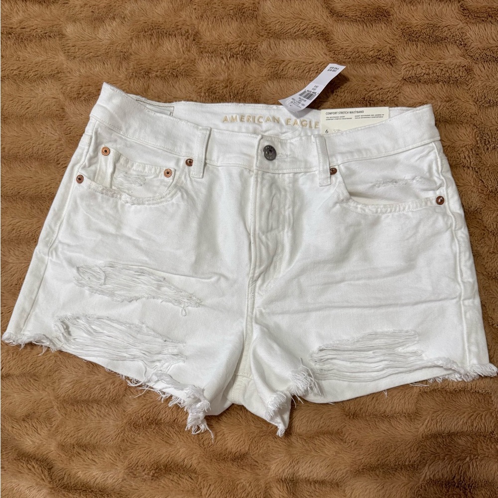 SOLD ✅ American Eagle Outfitters White Distressed Jean Shorts